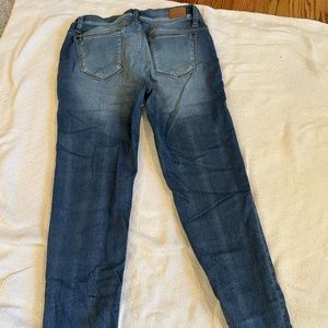 Judy Blue Skinny Ripped Jeans. Size 9 / 29.